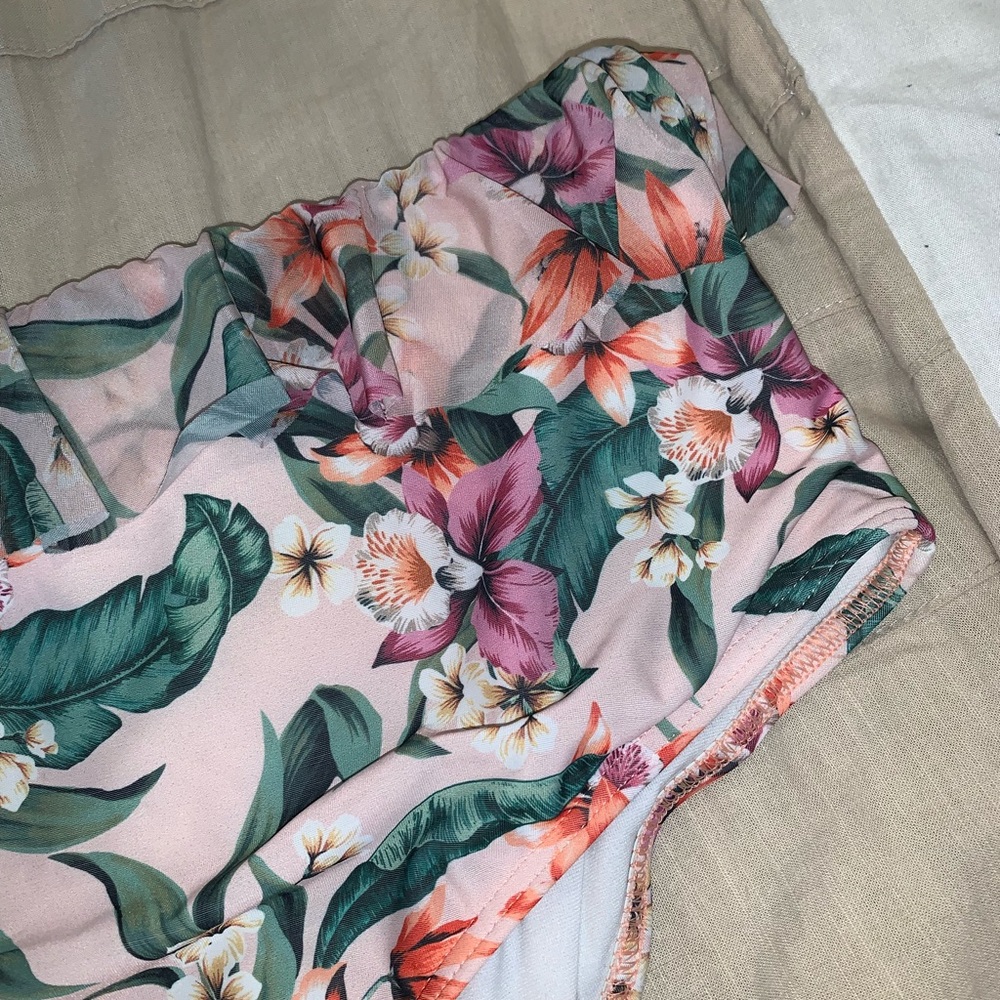 ASOS Tropical Frill High Waist Bikini Bottom - Picture 6 of 7